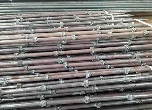 老新镇隧道钢花管